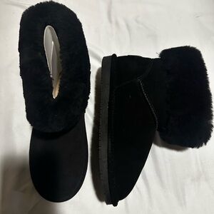 BearPaw Black Suede Fur Boots